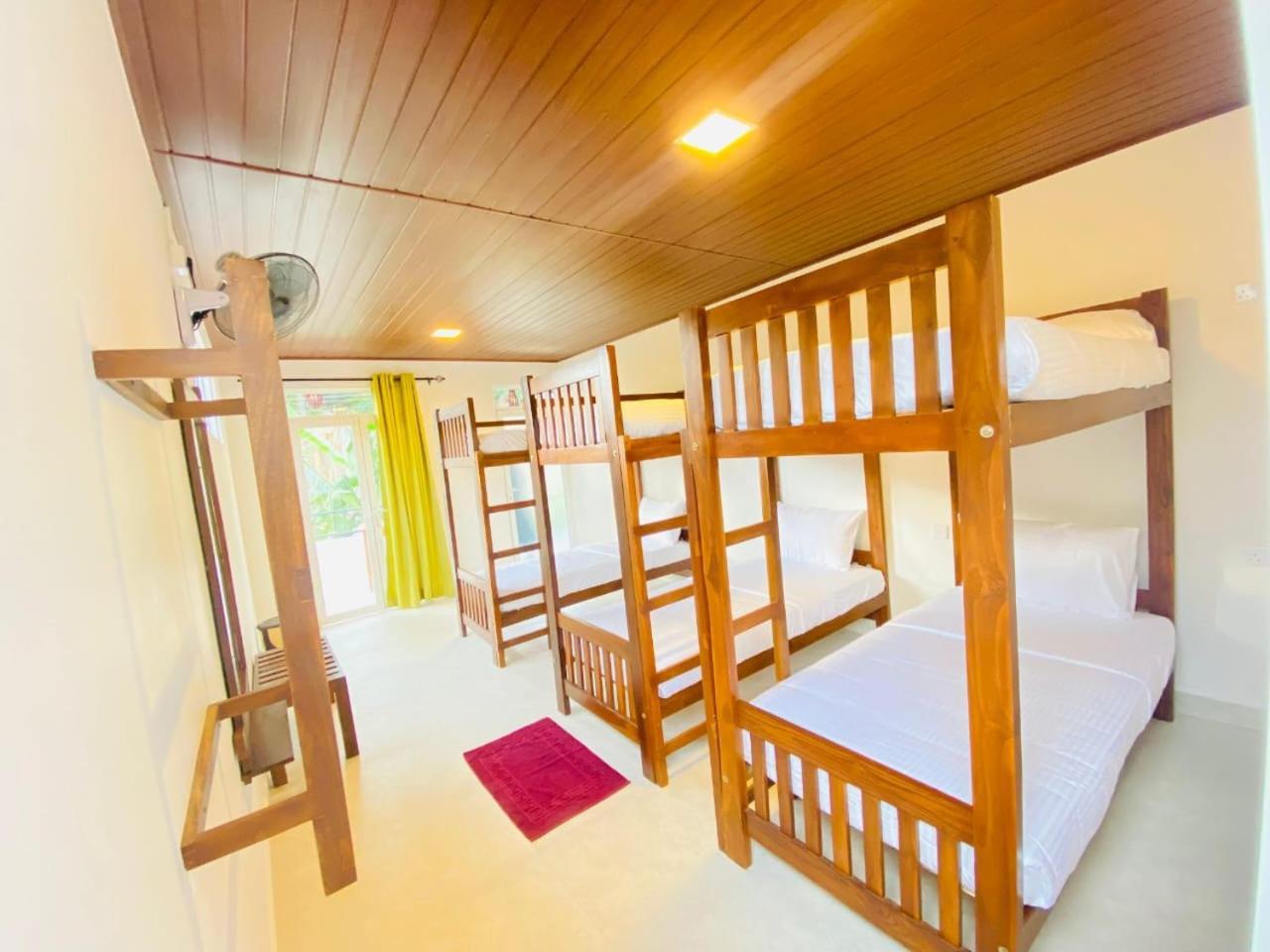 Shadow Inn Ella Εξωτερικό φωτογραφία